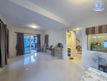 *****บ้านเดี่ยวมือสอง ม. อินนิซิโอ ปิ่นเกล้า-ศาลายา เนื้อที่ 50.40 ตร.ว. มาพร้อมฟังก์ชัน 3 ห้องนอน 2 ห้องน้ำ บ้านสวยพร้อมเข้าอยู่ *แถมเครื่องปรับอากาศ 1 เครื่อง บนทำเลเชื่อมต่อถนนหลายเส้นทาง ใกล้เซ็นทรัลศาลายา และทางด่วน "กาญจนาภิเษก"